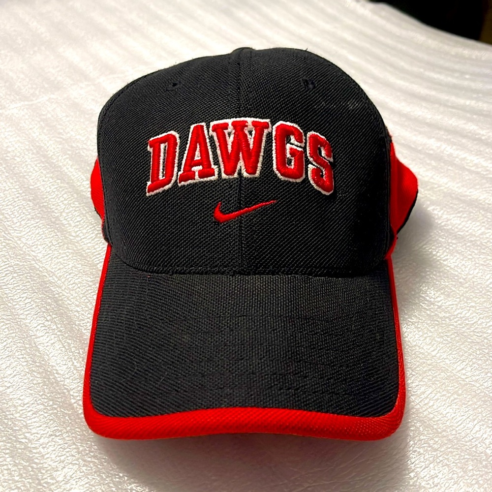 Vintage Sports GA Bulldogs Hat One Size fits All Red Black Snapback